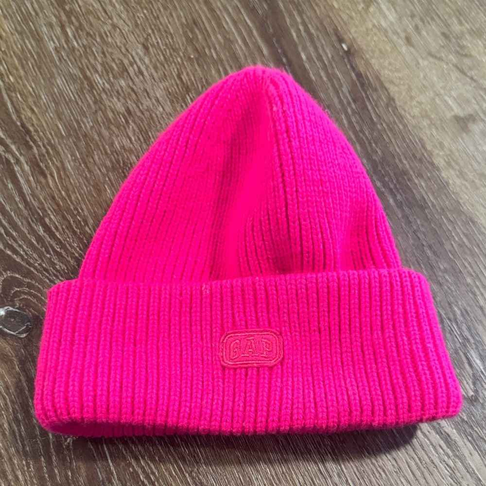 New GAP Kids Bright Pink Knit Hat